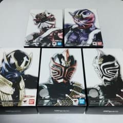 S.H.Figuarts 真骨頂製法 仮面ライダー響鬼 セットのサムネイル