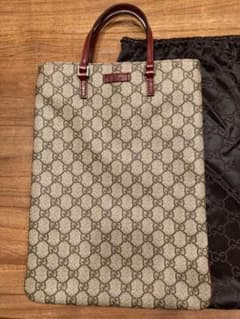 GUCCIバックのサムネイル