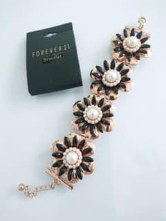 ゴージャスお花ブレスレット  結婚式 パーティー用のサムネイル