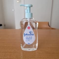 Johnson's ベビーオイル 300mlのサムネイル