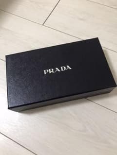 PRADA プラダ 空箱　財布用のサムネイル