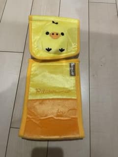 キイロイトリ トイレットペーパーホルダーカバーのサムネイル