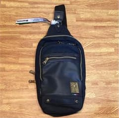 《美品》 ビアンキ   Bianchi  ボディーバッグのサムネイル