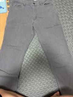 Carhartt グレー ストレートパンツのサムネイル