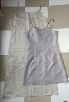 インナーキャミソールワンピース アイボリー系　グレーフランドル　ファスナー　裏地