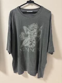 天使プリント ヴィンテージ加工 半袖Tシャツ チャコールグレーのサムネイル