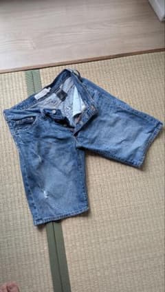H&M デニムショートパンツ メンズのサムネイル