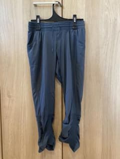 ATLETA アスレタ　クロップドパンツ　グレーのサムネイル
