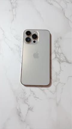 iPhone13Pro ゴールド　バッテリー交換済み　ガラスフィルム付き iPhone13Pro ゴールド バッテリー交換済み ガラスフィルム付き - メルカリ