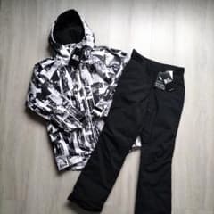 新品タグ付き】JOYRIDE 白黒 スノーボードウェア上下セット メンズS