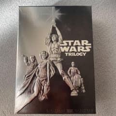 スター・ウォーズ トリロジー DVD-BOX〈初回限定生産・4枚組〉のサムネイル