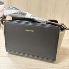& chouette ショルダーバッグ バイカラーのサムネイル