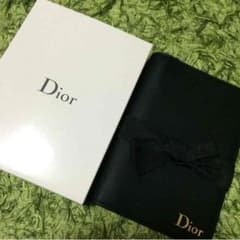 Dior ノベルティのサムネイル