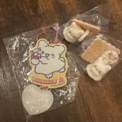 サンリオ はなまるおばけ マスコット キーホルダー3点セットのサムネイル