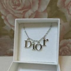 Dior ロゴネックレスのサムネイル