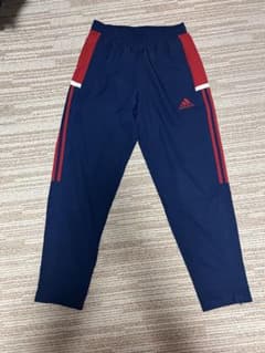 adidasナイロンパンツのサムネイル