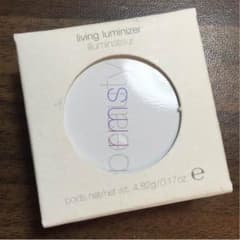 「新品・未開封」rms beautyルミナイザーのサムネイル