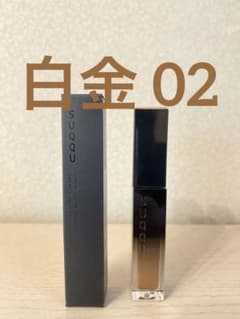 SUQQU リクイドラスターアイズ 02 アイシャドウ 白金のサムネイル