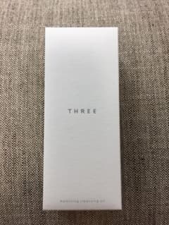 THREE 新品・未開封  スリー バランシングクレンジングオイル200mlのサムネイル