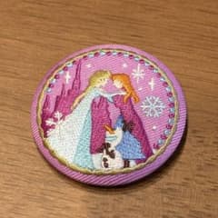 ディズニー刺繍缶バッチ2　アナ雪のサムネイル
