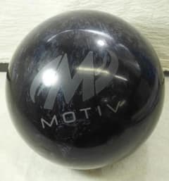 MOTIV REVOLT ボーリング ボール【中古】 - メルカリ