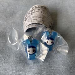 TWICE LOVELYSめじるしアクセサリー　ツウィ　２個セットのサムネイル