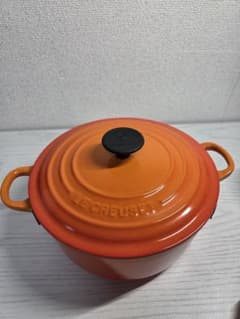LE CREUSET ル・クルーゼ ココットロンド 20cm オレンジ - メルカリ