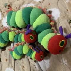 はらぺこあおむし ぬいぐるみのサムネイル