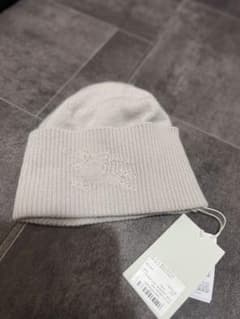 値下げ☺︎BURBERRY ニット帽のサムネイル