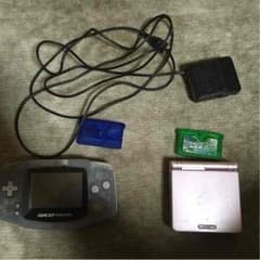 ゲームボーイアドバンスとＳＰとカセットのサムネイル