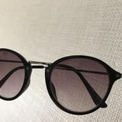 サングラスのサムネイル