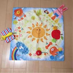 赤ちゃん プレイ マットのサムネイル
