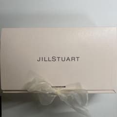 JILLSTUART ギフトボックス ピンク 10周年花びら入りのサムネイル