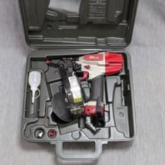 MAX コイルネイラ CN-238 常圧 釘打機 エア工具 中古品【美品】のサムネイル