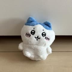 ちいかわ お座りぬいぐるみ ハチワレのサムネイル