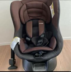 Combi チャイルドシート ブラウン 回転式のサムネイル