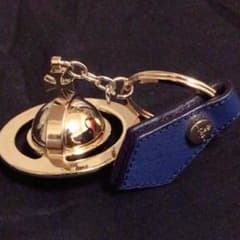 ヴィヴィアン ウエストウッド キーリングのサムネイル
