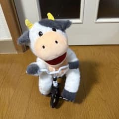 牛のぬいぐるみ 自転車付き 約30cmのサムネイル