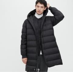 UNIQLO ユニクロ　ウルトラライトダウン　フーデッドコート　ブラック　Sのサムネイル