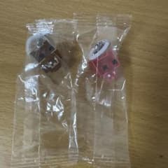カプセルトイ ピコパーク レッド ブラウン 目印アクセサリーのサムネイル