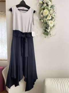 新品　アシンメトリー　ドレスのサムネイル