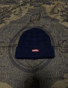 Supreme ネイビー ニット帽 編み込みデザインのサムネイル