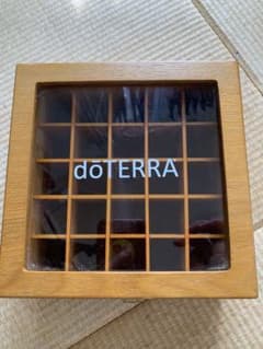 doTERRA ドテラ　ケースのサムネイル