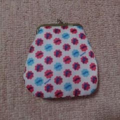 ペコちゃんがま口財布のサムネイル