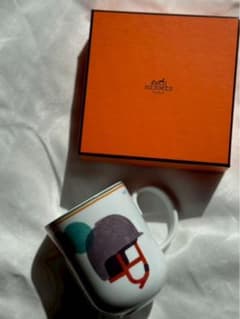 新品未使用】HERMES SAUT HERMES マグカップ 箱付き - メルカリ
