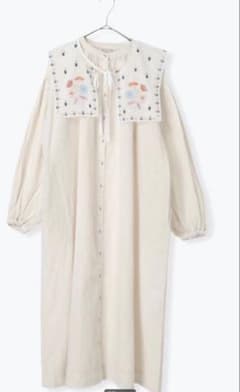 TSUHARU 刺繍襟付き ロングシャツワンピースお値下げ！のサムネイル
