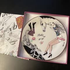 宇野亜喜良　QXQX 森の女の子　19cmプレート　皿 宇野亜喜良 QXQX 森の女の子 19cmプレート 皿 - メルカリ