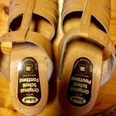 スウェーデンの木靴サンダルのサムネイル