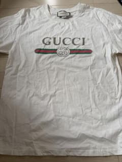 GUCCI ホワイト ロゴ Tシャツ　ダメージは元々ついてるもの！のサムネイル