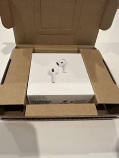 AirPods 4 本体 アクティブノイズキャンセリングのサムネイル